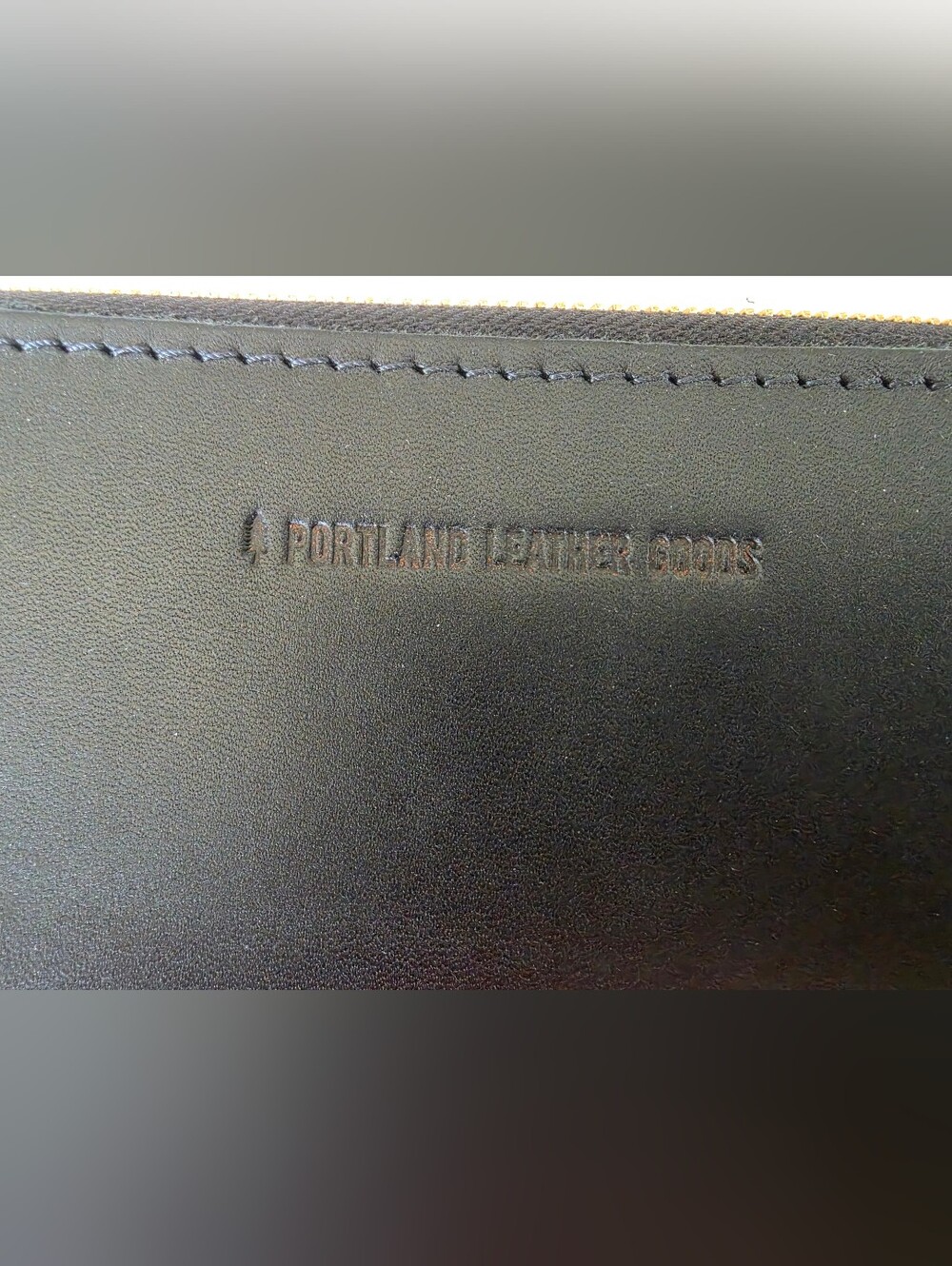 Portland Leather Large Accordion Zip Wallet - Smooth Black - Picture 2 of 5